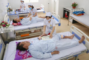 Phục hồi chức năng chi dưới sau tai biến mạch não